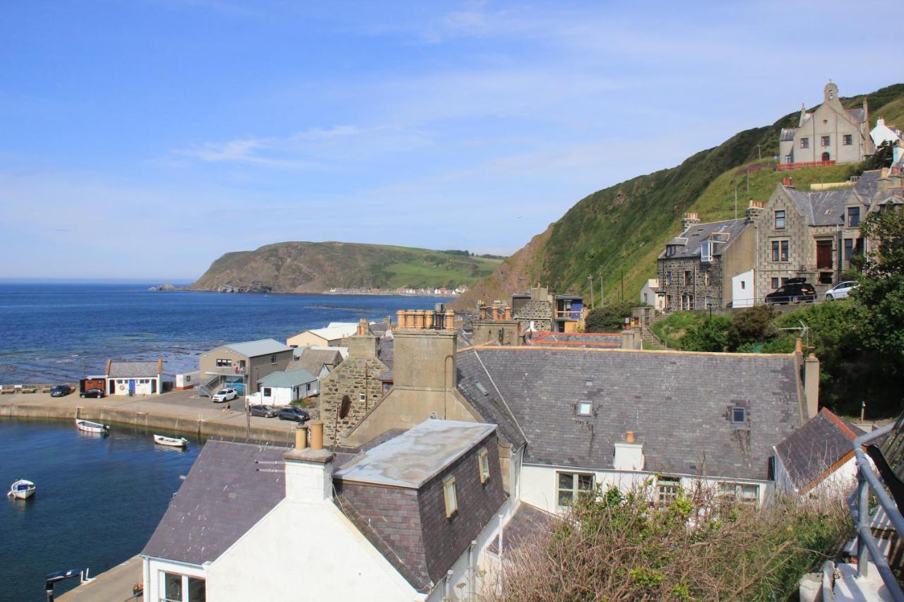 Bellevue Holiday Cottage Gardenstown Exterior photo